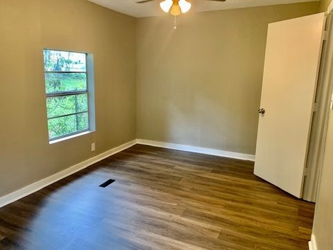 Tiny photo for 711 Dent Street, Tallahassee, FL 32304 (MLS # 396571)