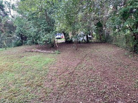 Tiny photo for 711 Dent Street, Tallahassee, FL 32304 (MLS # 396571)