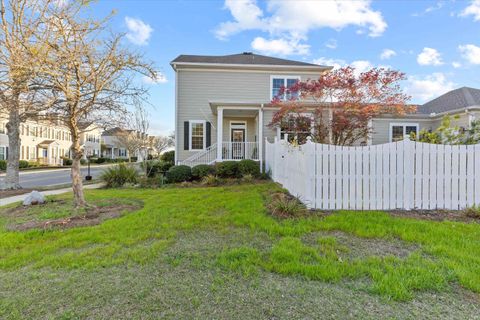 Tiny photo for 4000 Colleton Court, Tallahassee, FL 32311 (MLS # 396880)