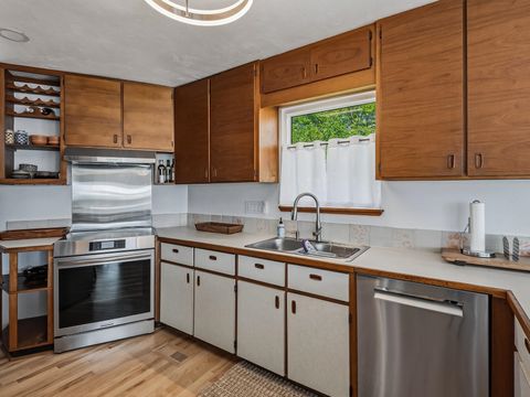 Tiny photo for 171 Harbour Point Drive, Crawfordville, FL 32327 (MLS # 399198)