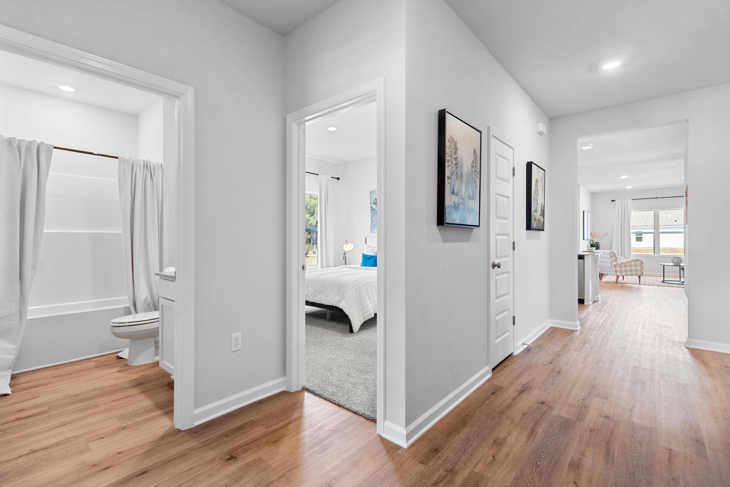 184 Needle Thrush Circle