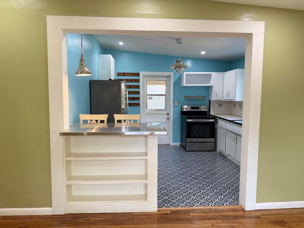 Photo of 1811 Tyndall Drive, Tallahassee, FL 32304 (MLS # 393919)