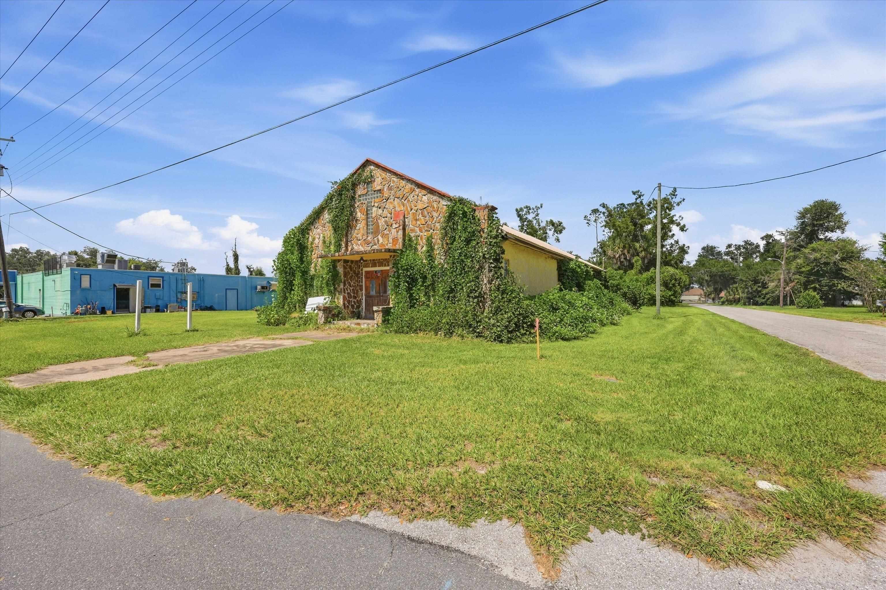 110 E Maurice Linton Road
