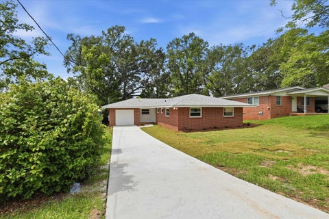 Tiny photo for 603 Famcee Avenue, Tallahassee, FL 32310 (MLS # 402591)