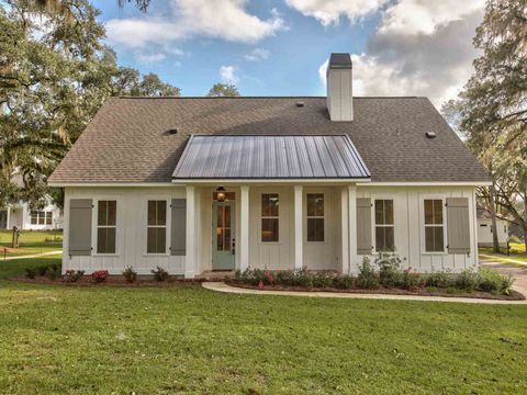 Photo of 249 Camellia Oaks Avenue, Tallahassee, FL 32317 (MLS # 390318)