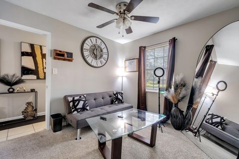 Tiny photo for 1940 Portland Avenue, Tallahassee, FL 32303 (MLS # 395649)