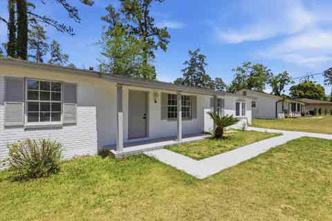 Photo of 412 Georgetown Drive, Tallahassee, FL 32305 (MLS # 402794)