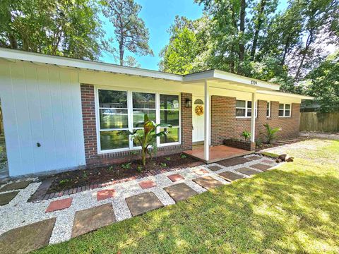 Tiny photo for 1709 Canterbury Street, Tallahassee, FL 32308 (MLS # 387748)