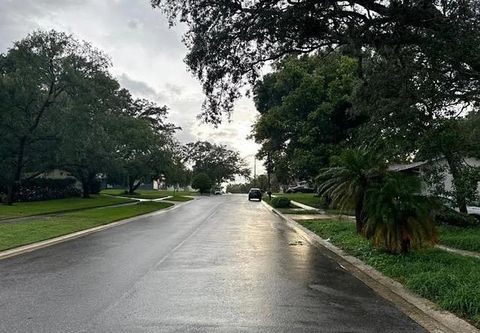 Tiny photo for 7133 Tallowtree Lane, Other Florida, FL 32835 (MLS # 399239)