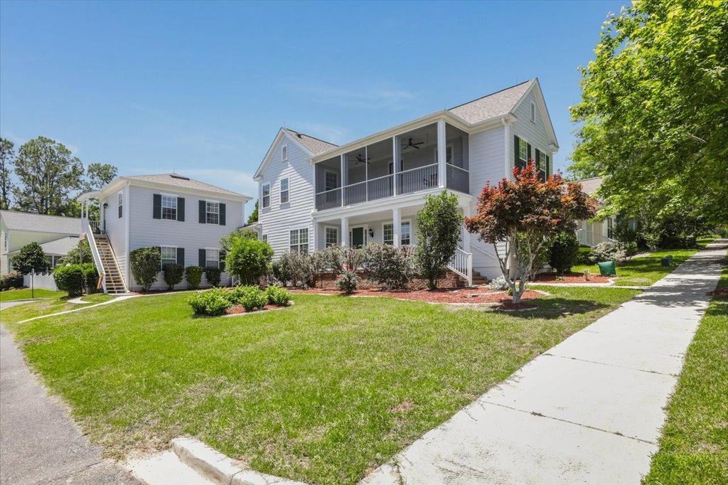 Photo of 2123 Fernleigh Drive, Tallahassee, FL 32311 (MLS # 385968)
