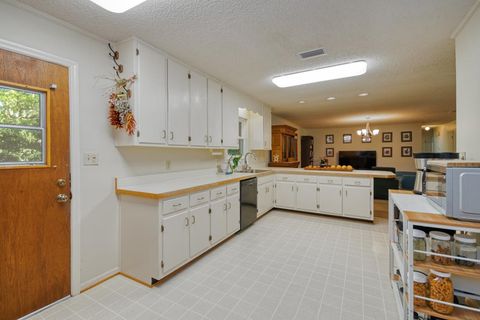 Tiny photo for 2399 CLARA KEE Boulevard, Tallahassee, FL 32303 (MLS # 398572)