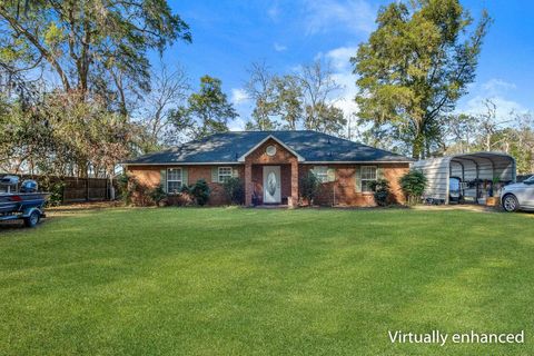 Tiny photo for 22530 FRANCES Way, Tallahassee, FL 32310 (MLS # 395428)