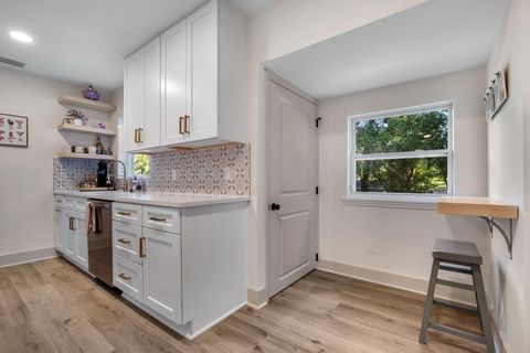 Tiny photo for 2412 Surrey st St, Tallahassee, FL 32304 (MLS # 393598)