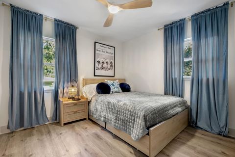 Tiny photo for 2412 Surrey st St, Tallahassee, FL 32304 (MLS # 393598)