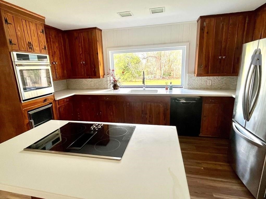 2664 W Washington Highway Two Homes