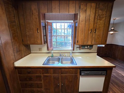 Tiny photo for 3429 Lakeshore Drive, Tallahassee, FL 32312 (MLS # 396885)