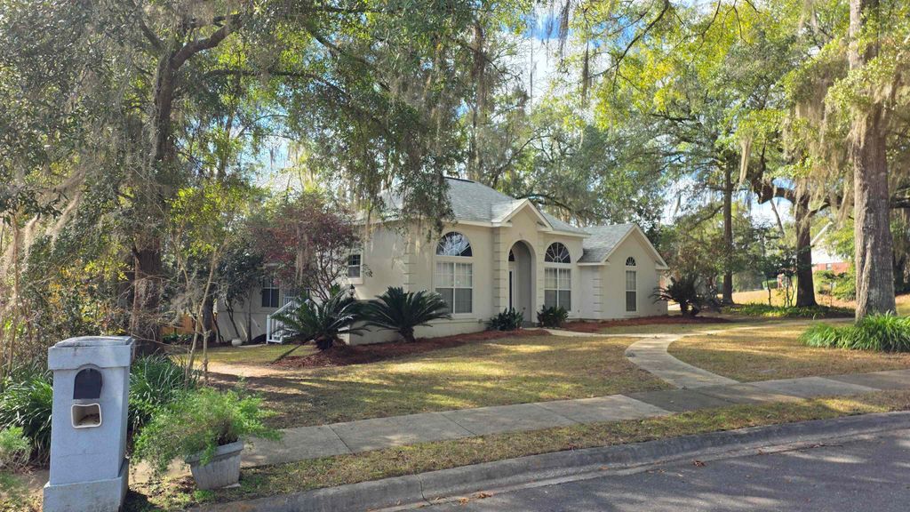 Photo of 3457 Paces Ferry Road, Tallahassee, FL 32309 (MLS # 395969)