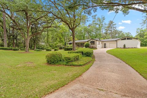 Tiny photo for 420 SOUTH RIDE, Tallahassee, FL 32303 (MLS # 384728)