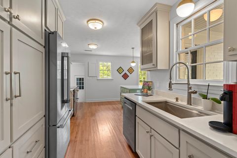 Tiny photo for 420 SOUTH RIDE, Tallahassee, FL 32303 (MLS # 384728)