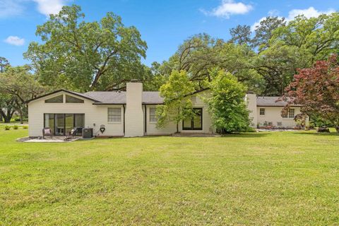 Tiny photo for 420 SOUTH RIDE, Tallahassee, FL 32303 (MLS # 384728)