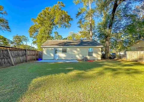 A home in Crawfordville