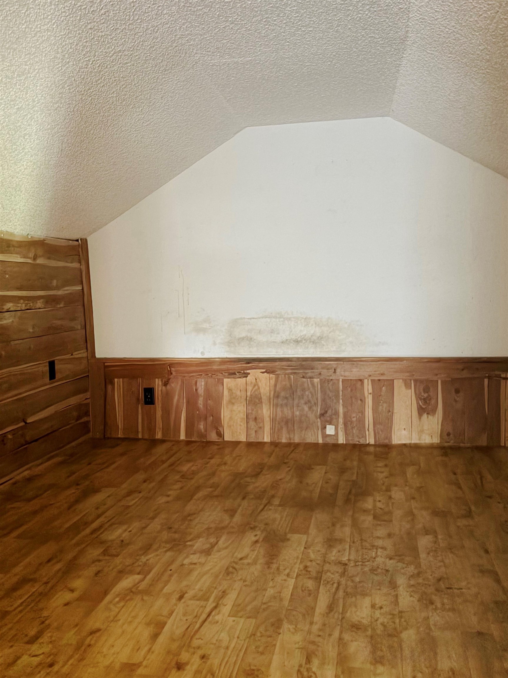 710 N CALHOUN Street