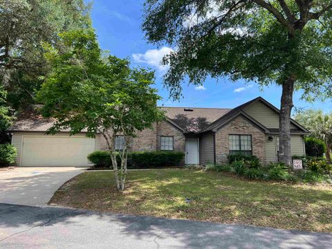 Photo of 2605 Yarmouth Lane, Tallahassee, FL 32309 (MLS # 399574)