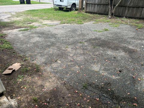 Tiny photo for 1909 Nekoma Court, Tallahassee, FL 32304 (MLS # 399890)