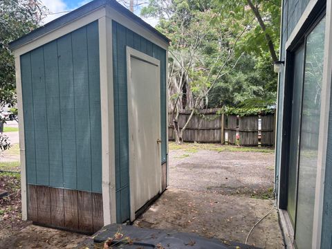 Tiny photo for 1909 Nekoma Court, Tallahassee, FL 32304 (MLS # 399890)