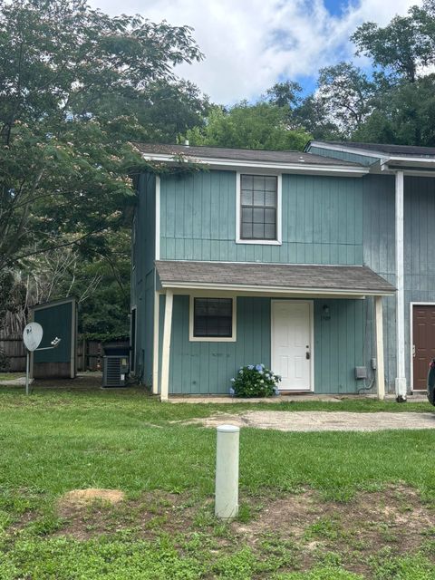 Photo of 1909 Nekoma Court, Tallahassee, FL 32304 (MLS # 399890)