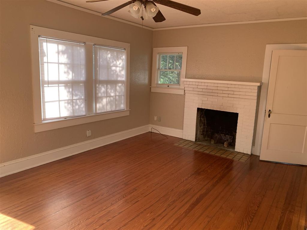 Photo of 1226 N DUVAL Street, Tallahassee, FL 32303 (MLS # 391912)