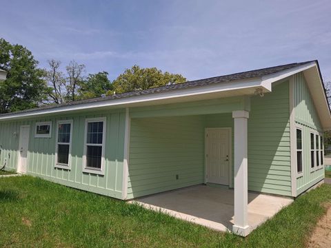 A home in TALLAHASSEE