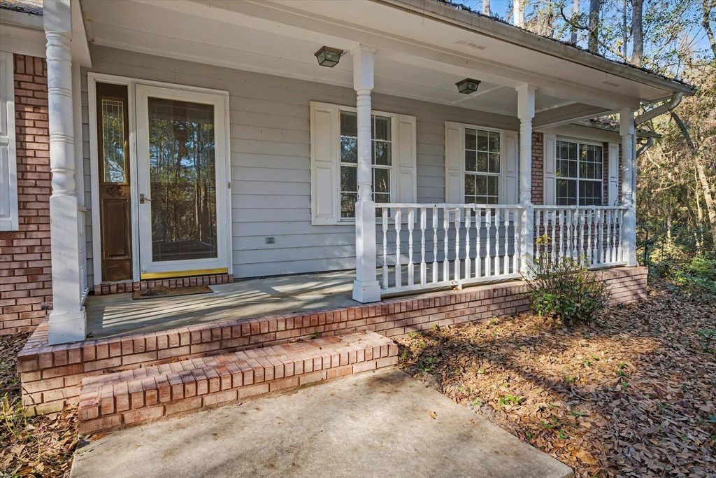 Photo of 10564 Lake Iamonia Drive, Tallahassee, FL 32312 (MLS # 394908)