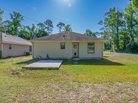 Tiny photo for 81 Sarsi Drive, Crawfordville, FL 32327 (MLS # 399486)