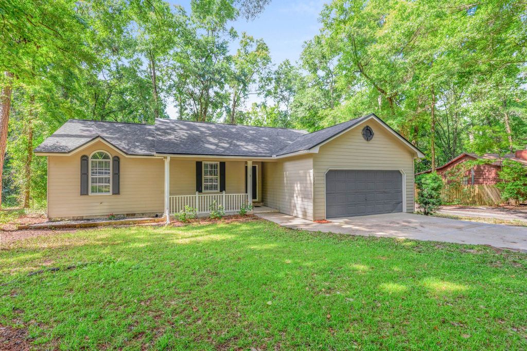 Photo of 1835 Folkstone Road, Tallahassee, FL 32312 (MLS # 400956)
