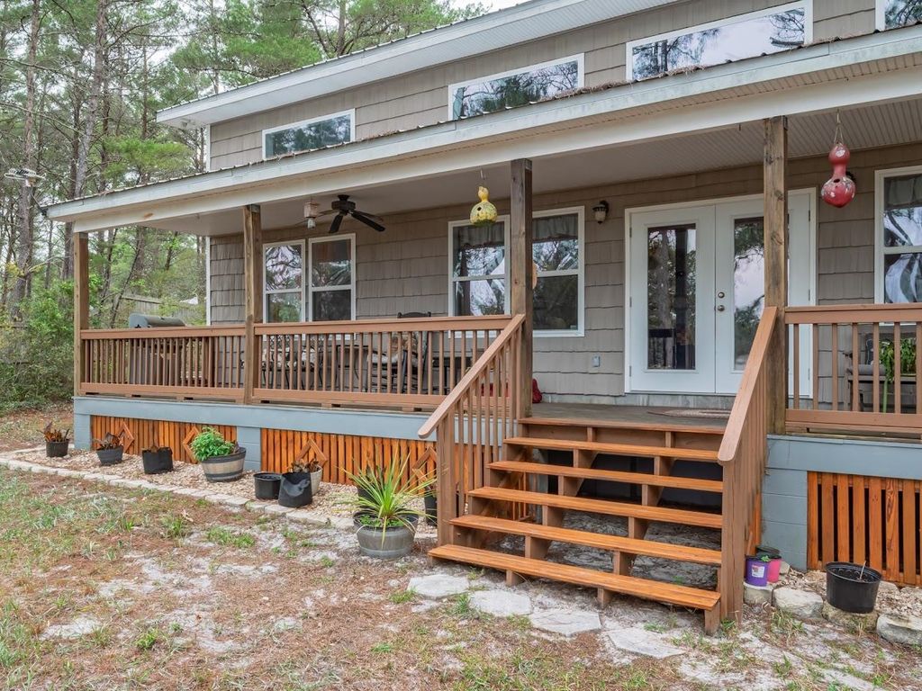 Photo of 221 Folks Drive, Carrabelle, FL 32322 (MLS # 398268)