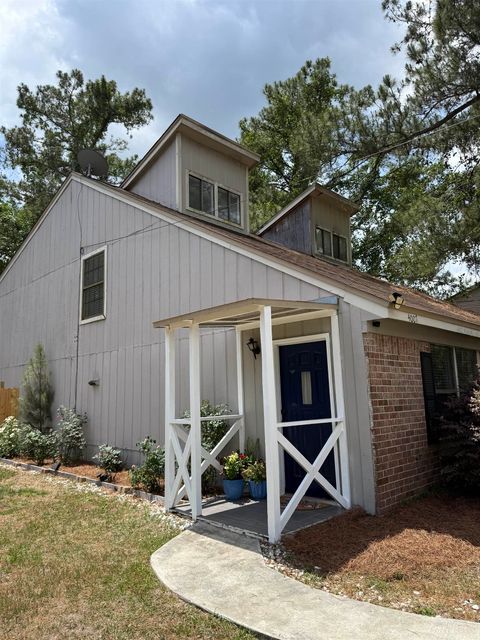 Tiny photo for 4007 Chipola Street, Tallahassee, FL 32303 (MLS # 399825)
