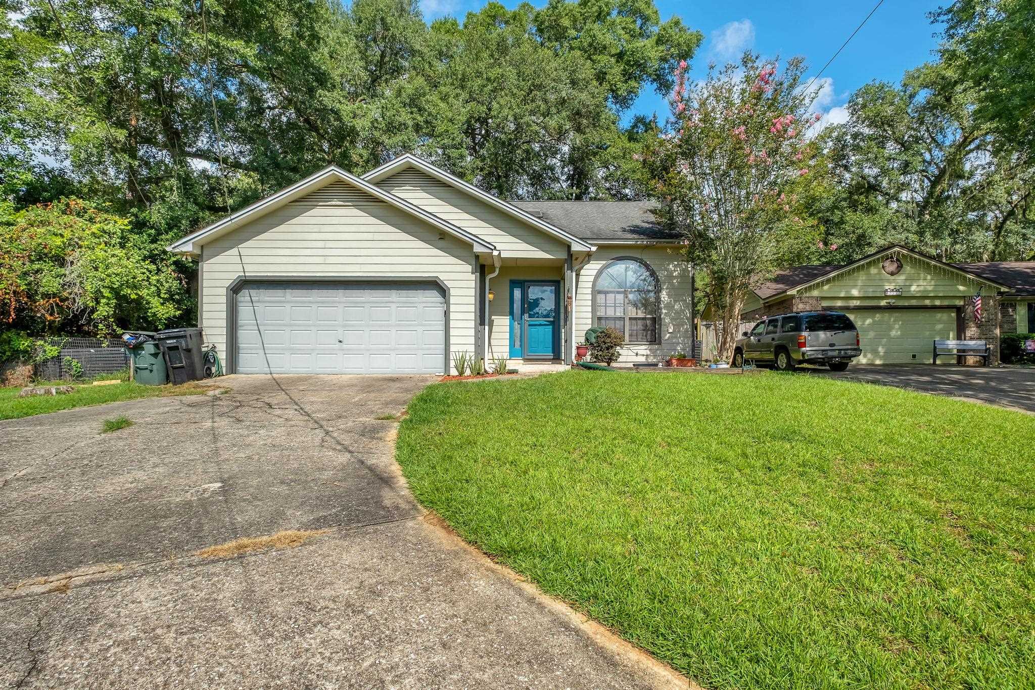 2509 NE Bluebell Place