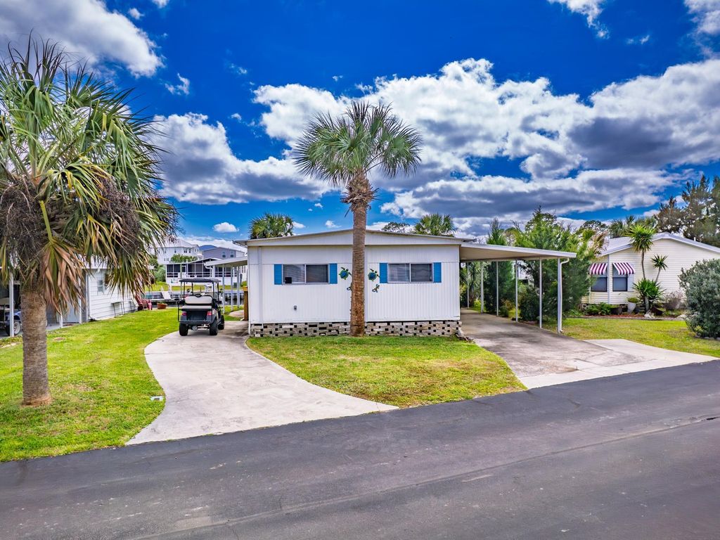 Photo of 23 Connie Drive, Crawfordville, FL 32327 (MLS # 397039)