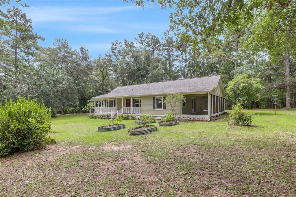Photo of 121 Big Buck Drive, Tallahassee, FL 32312 (MLS # 391174)