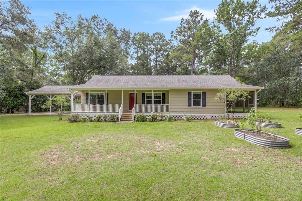 Photo of 121 Big Buck Drive, Tallahassee, FL 32312 (MLS # 391174)