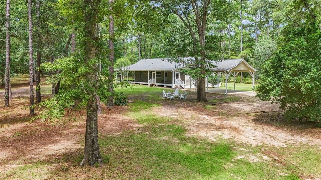 Photo of 121 Big Buck Drive, Tallahassee, FL 32312 (MLS # 391174)
