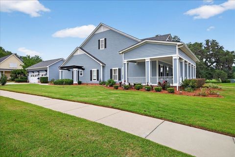 Tiny photo for 3756 Grove Park Drive, Tallahassee, FL 32311 (MLS # 387539)