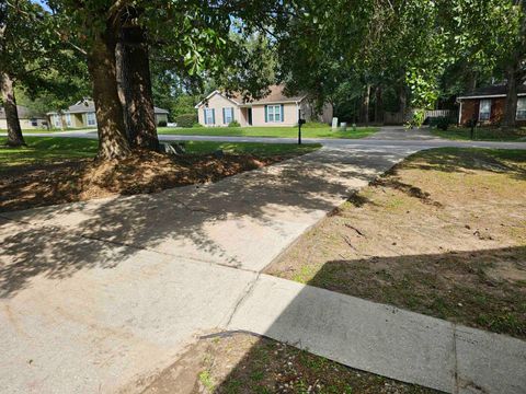 Tiny photo for 126 Pendleton Avenue, Tallahassee, FL 32317 (MLS # 390371)