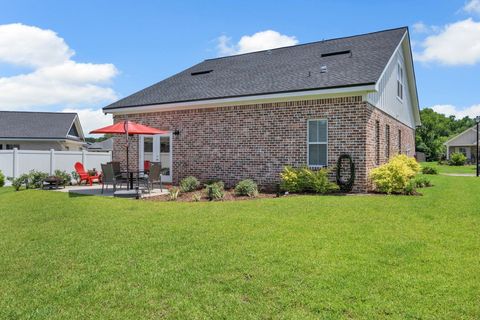 A home in TALLAHASSEE