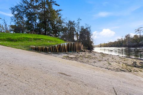 Tiny photo for 4748 Crooked Road, Tallahassee, FL 32310 (MLS # 397672)