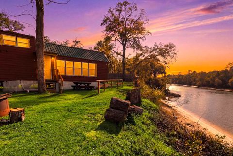 Tiny photo for 4748 Crooked Road, Tallahassee, FL 32310 (MLS # 397672)