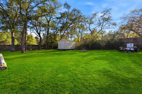 Tiny photo for 4748 Crooked Road, Tallahassee, FL 32310 (MLS # 397672)