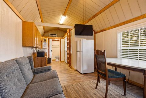 Tiny photo for 4748 Crooked Road, Tallahassee, FL 32310 (MLS # 397672)