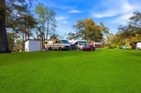 Tiny photo for 4748 Crooked Road, Tallahassee, FL 32310 (MLS # 397672)